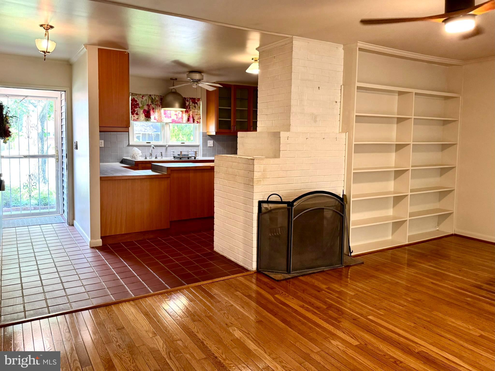 7200 Highland Street Springfield, VA 22150 - Photo 13 of 29 a view of a livingroom with a staircase