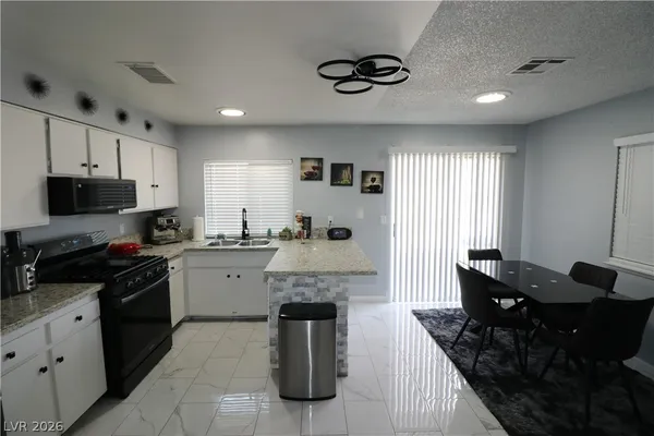$3,230 | 4800 Fernley Way, Las Vegas, NV 89110