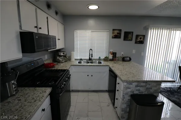 $3,230 | 4800 Fernley Way, Las Vegas, NV 89110