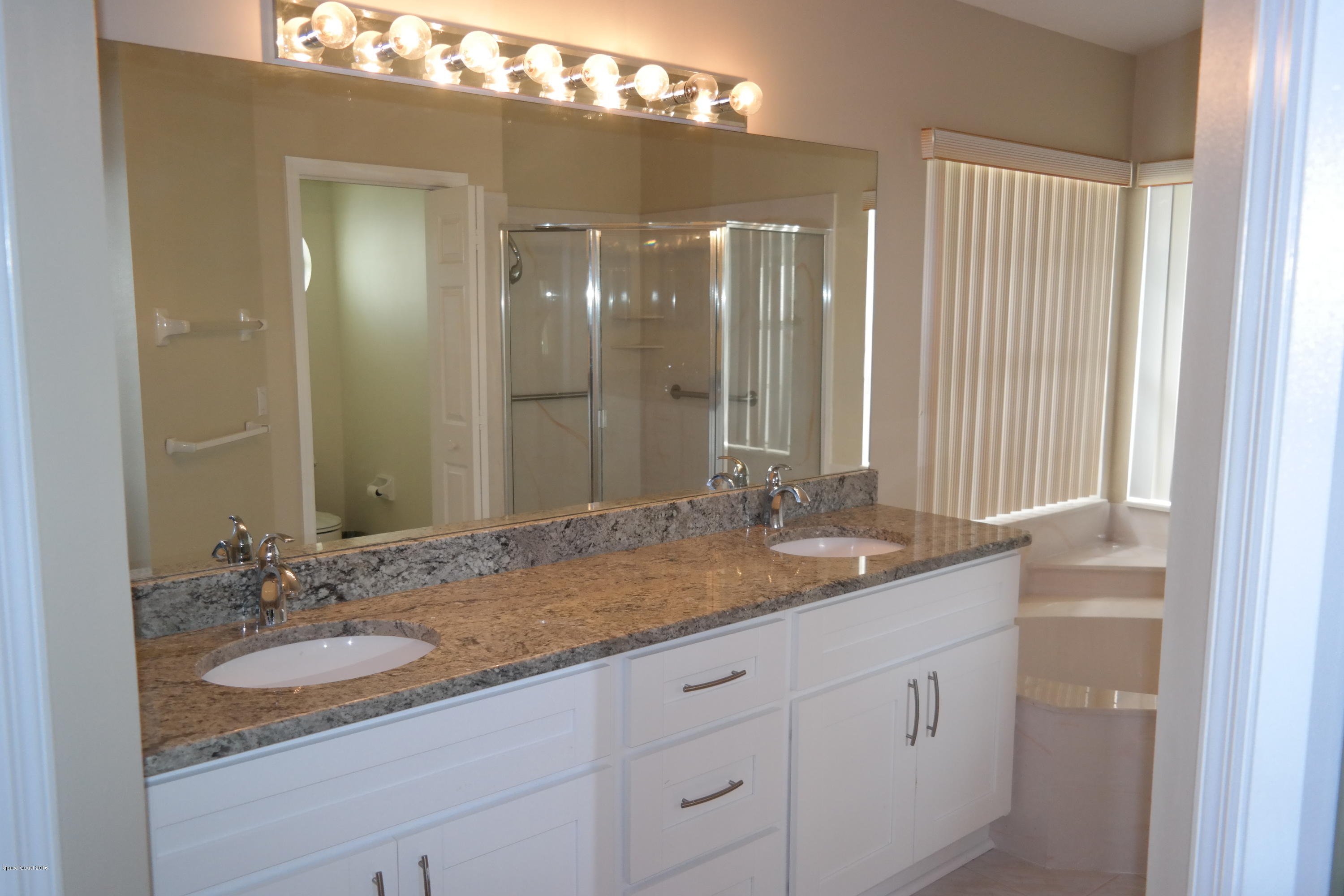 3370 Holly Springs Road Melbourne, FL 32934 - Photo 21 of 27 Master Suite Bath