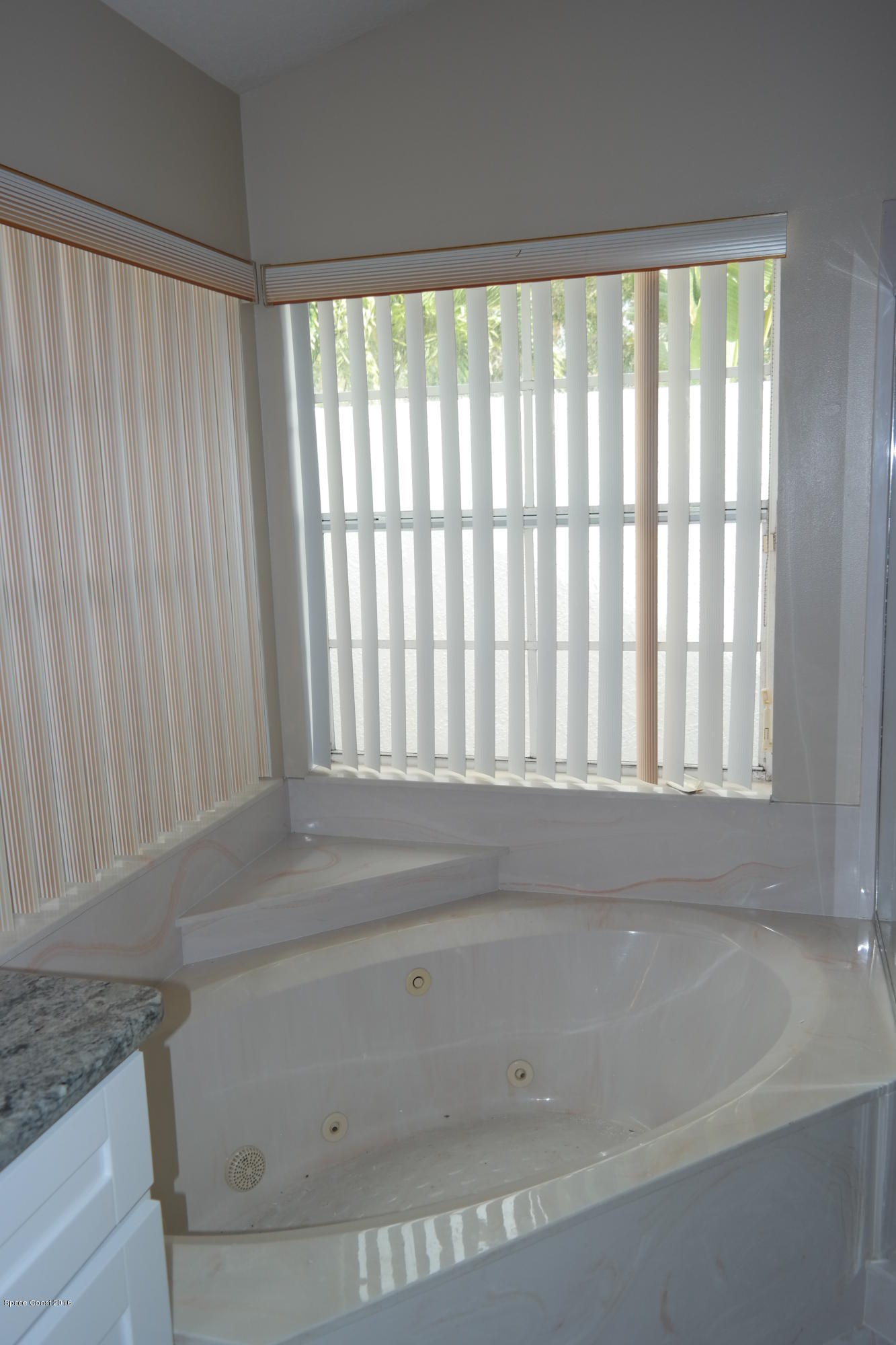 3370 Holly Springs Road Melbourne, FL 32934 - Photo 22 of 27 Master Suite Bath