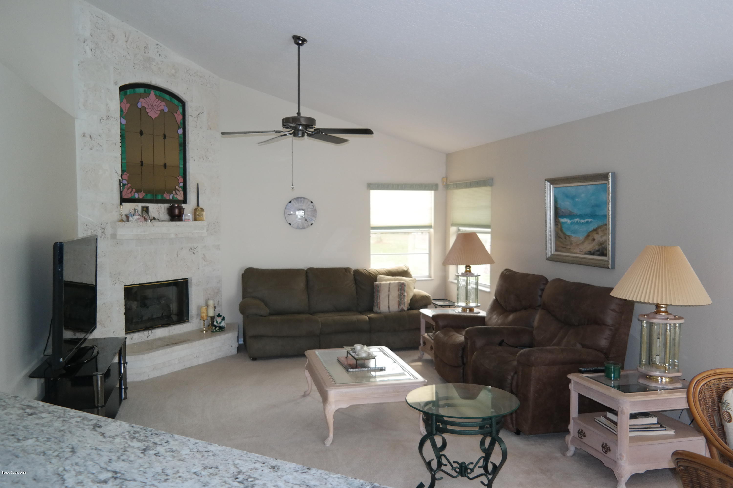 3370 Holly Springs Road Melbourne, FL 32934 - Photo 10 of 27 Family Room