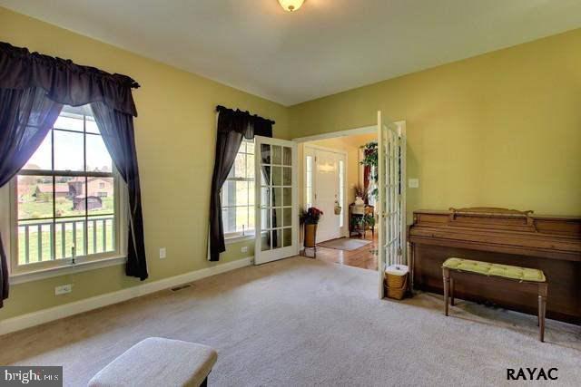 1024 Windsor Road Red Lion, PA 17356 - Photo 3 of 26 Gallery Image 3