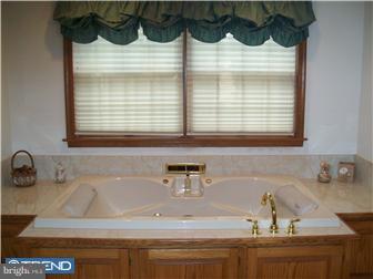 222 Lorane Road Reading, PA 19606 - Photo 9 of 12 Gallery Image 9
