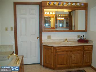 222 Lorane Road Reading, PA 19606 - Photo 10 of 12 Gallery Image 10