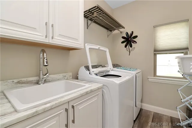 $649,900 | 78 Bella Terra Court, Sunrise Beach, MO 65079