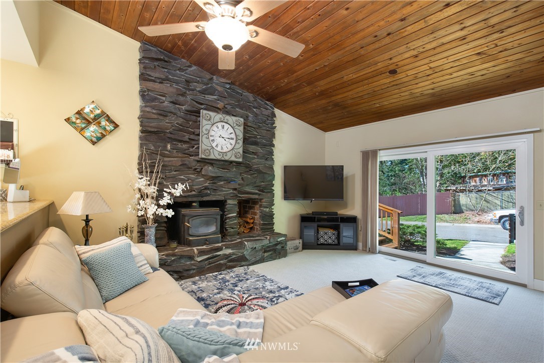 18450 114th Avenue Southeast Renton, WA 98055 - Photo 13 of 40 Gallery Image 13
