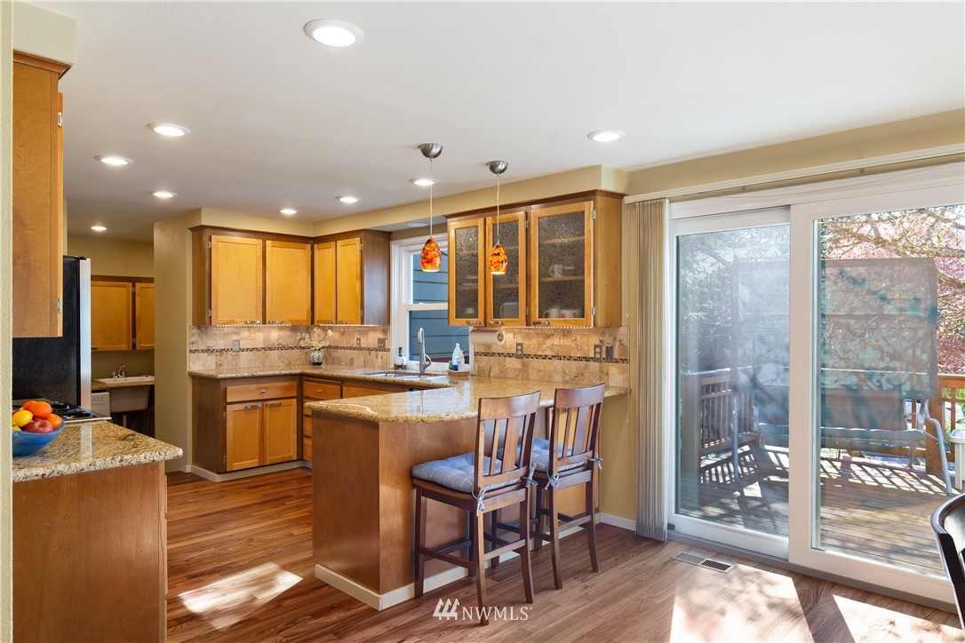 18450 114th Avenue Southeast Renton, WA 98055 - Photo 16 of 40 Gallery Image 16