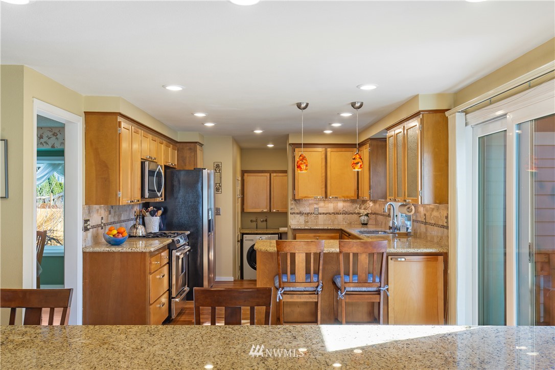 18450 114th Avenue Southeast Renton, WA 98055 - Photo 18 of 40 Gallery Image 18