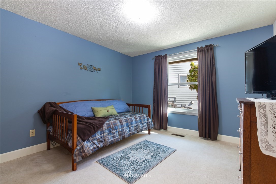 18450 114th Avenue Southeast Renton, WA 98055 - Photo 23 of 40 Gallery Image 23