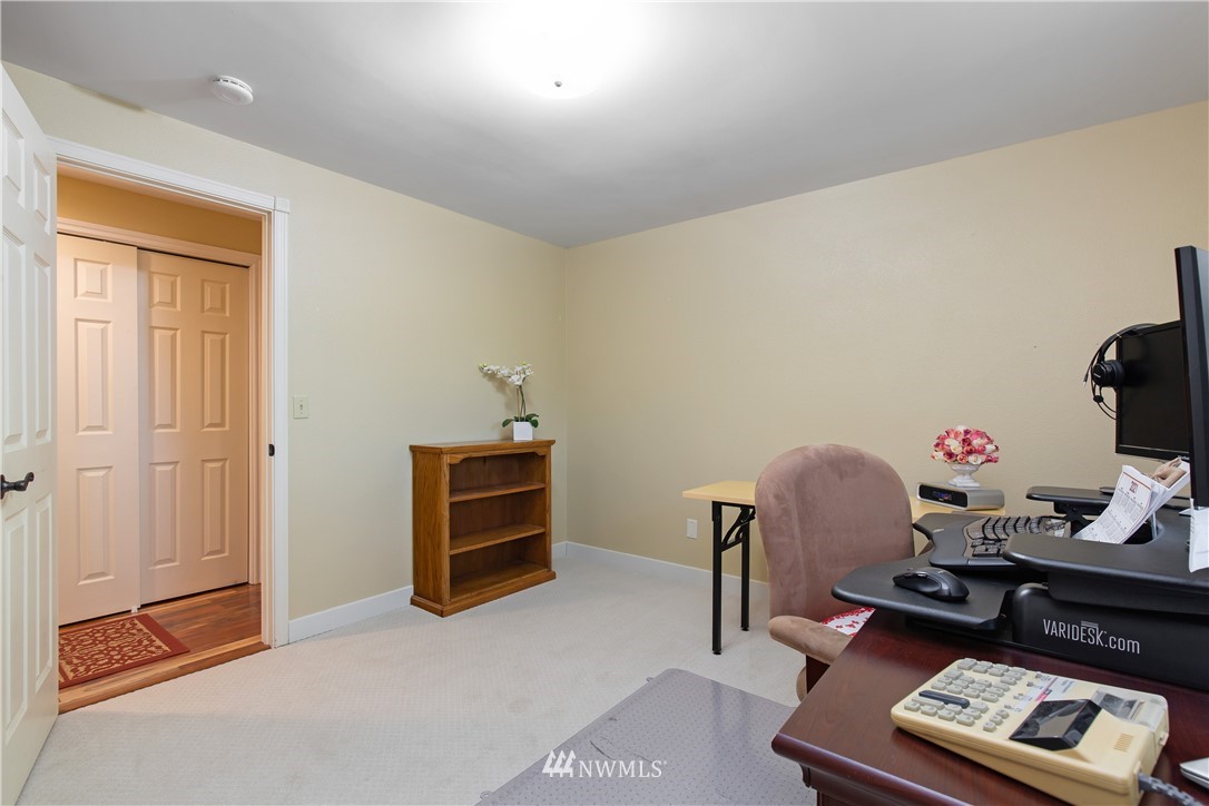 18450 114th Avenue Southeast Renton, WA 98055 - Photo 25 of 40 Gallery Image 25