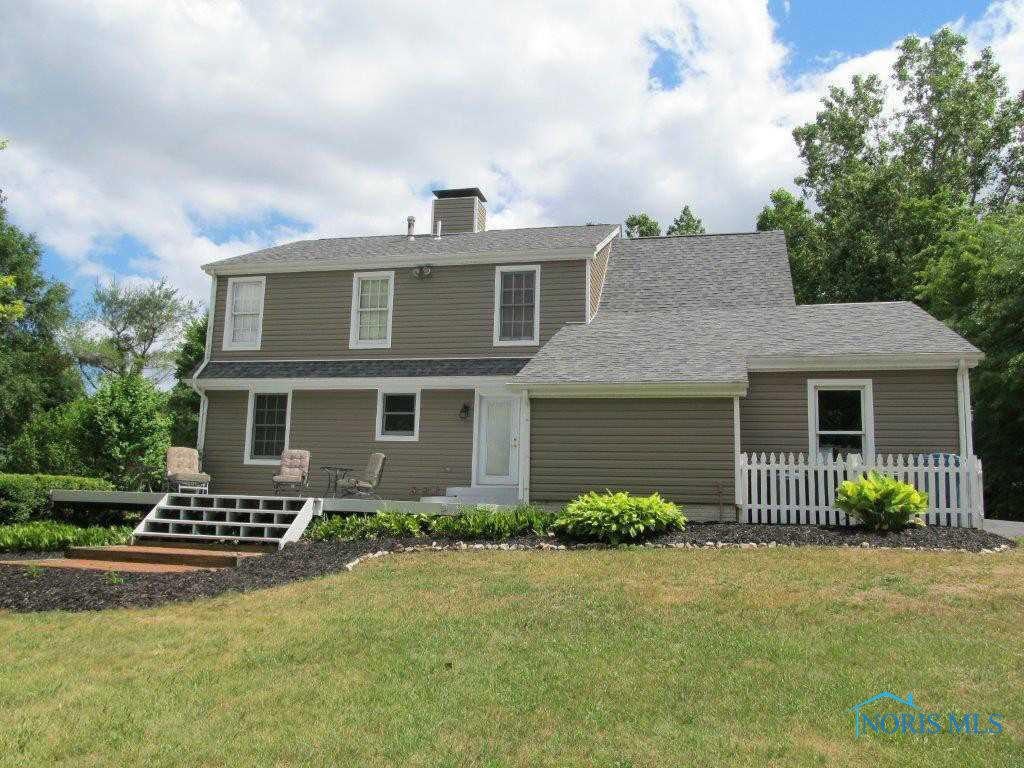 10060 Monclova Road Monclova, OH 43542 - Photo 15 of 19 Exterior Back.