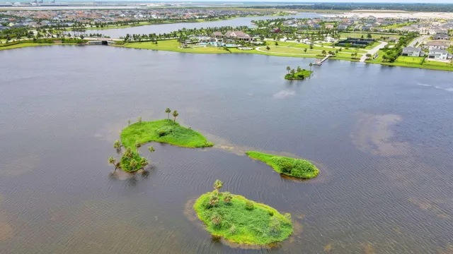 $1,085,900 | 799 Hookline Circle, Loxahatchee, FL 33470