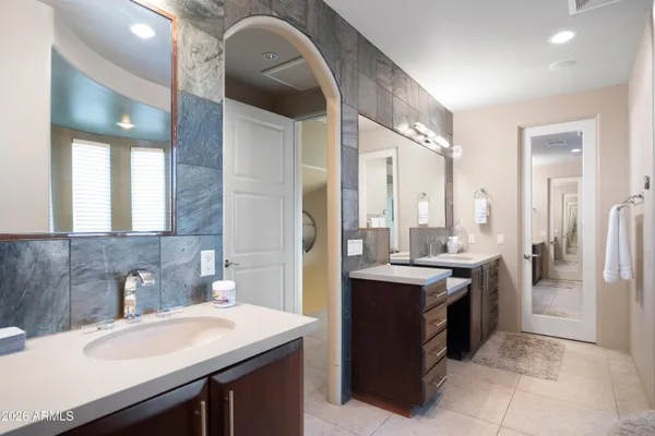 $7,400 | 33905 North 4th Drive, Phoenix, AZ 85085