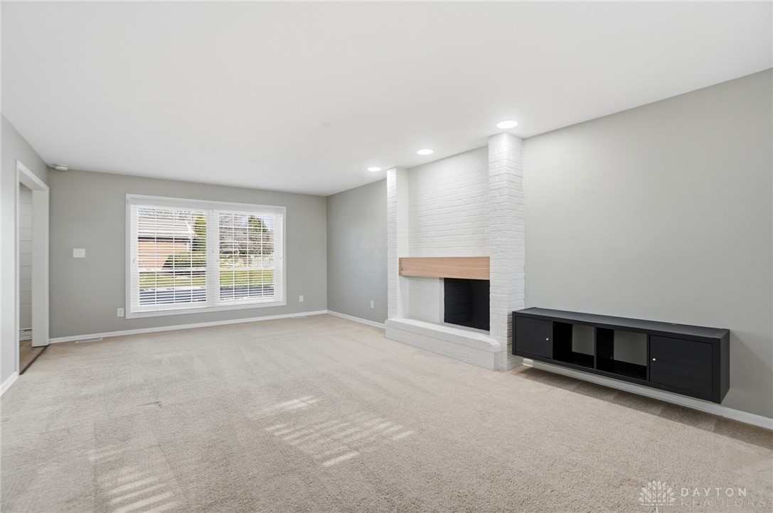 6071 Marshall Road Centerville, OH 45459 - Photo 9 of 65 Gallery Image 9