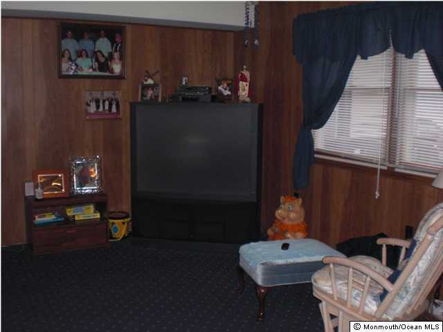 558 George Road Toms River, NJ 08753 - Photo 1 of 1 Primary Photo