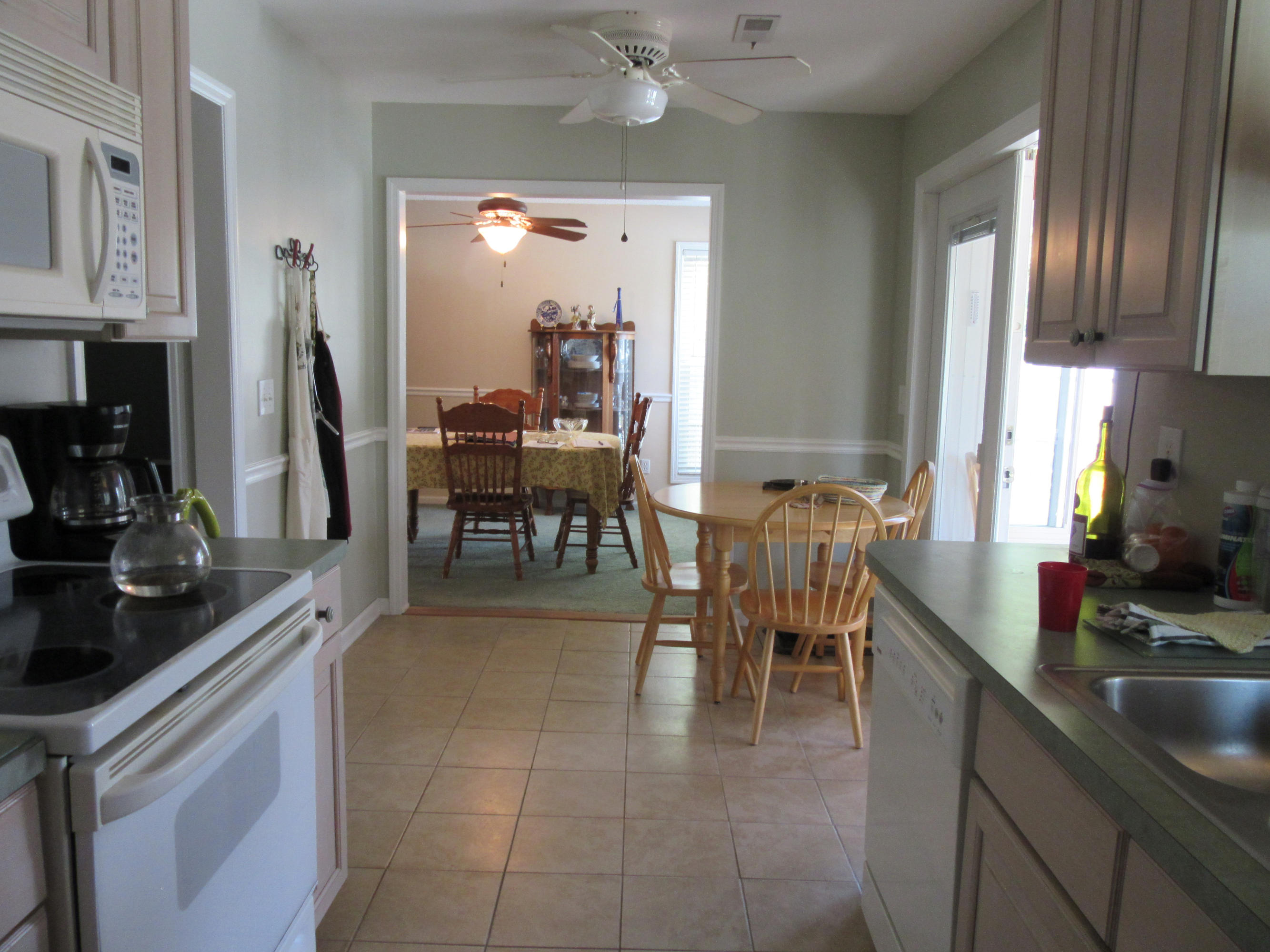 308 Indigo Road Goose Creek, SC 29445 - Photo 10 of 25 Kitchen with built in microwave