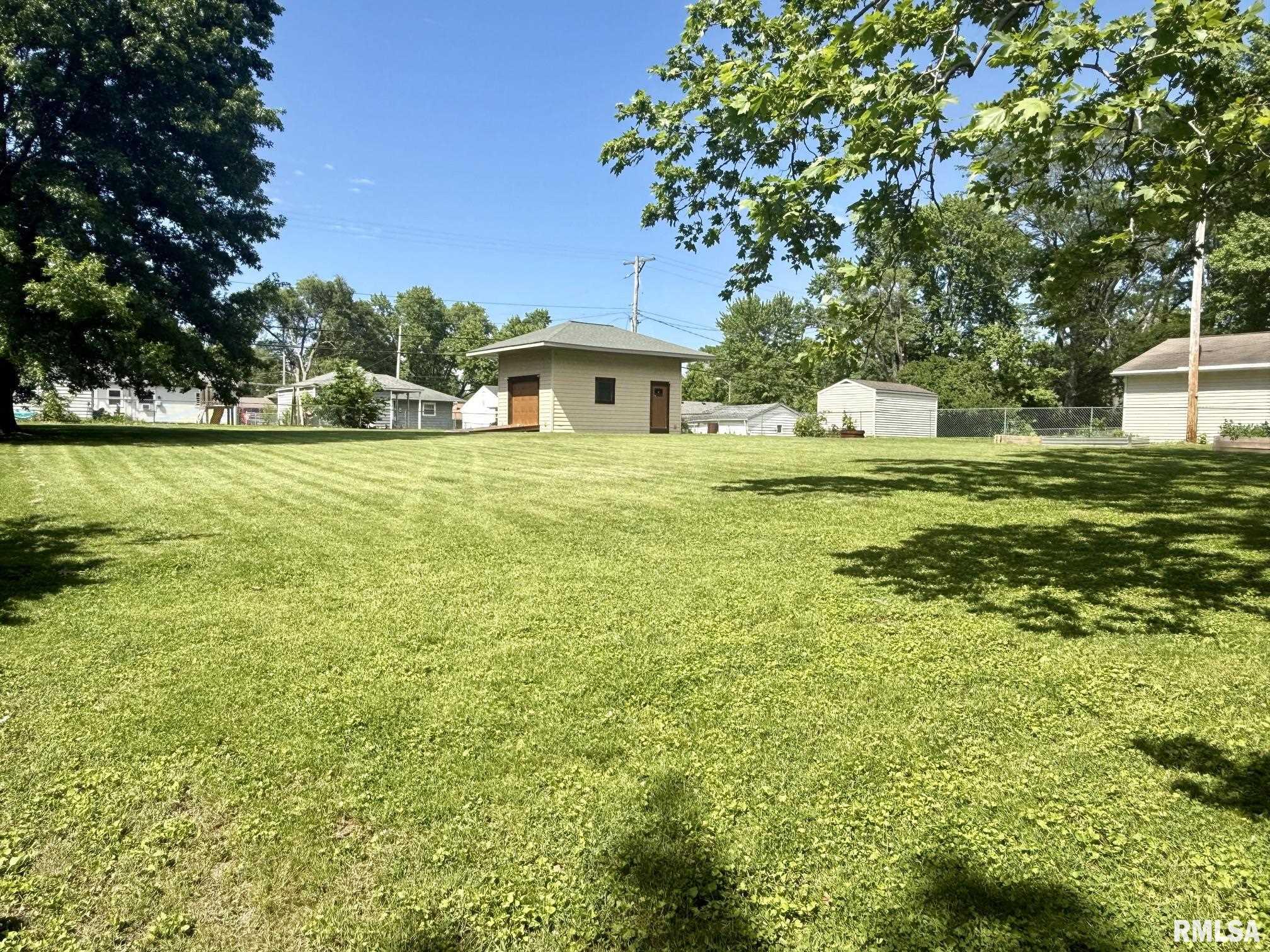 27 Circle Drive Springfield, IL 62703 - Photo 33 of 36