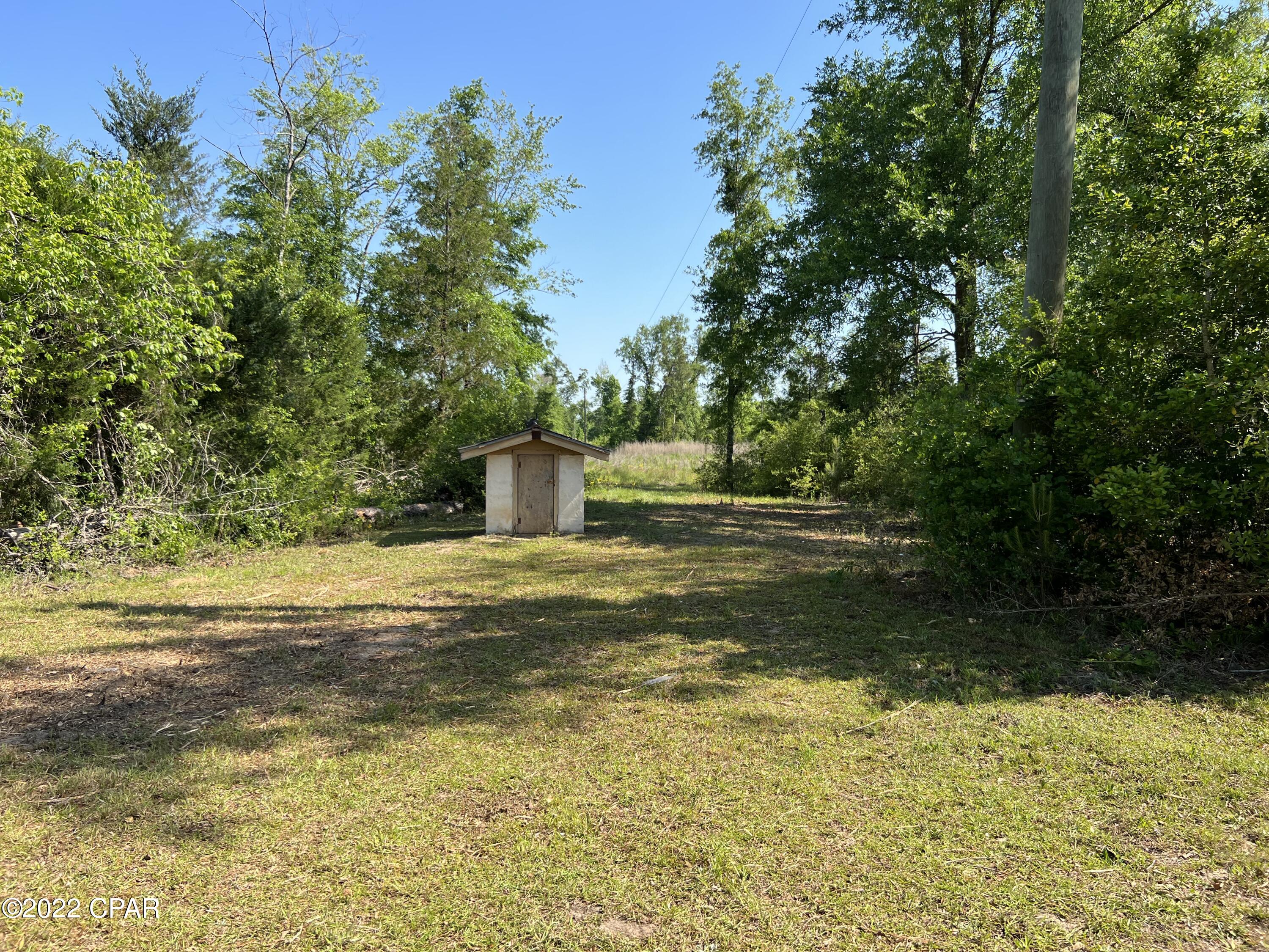 2052 Crooms Road Cottondale, FL 32431 - Photo 7 of 24 Gallery Image 7