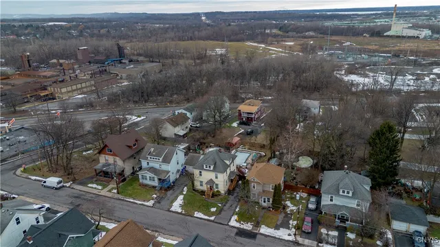 $250,000 | 904 2nd Street, Geddes, NY 13209