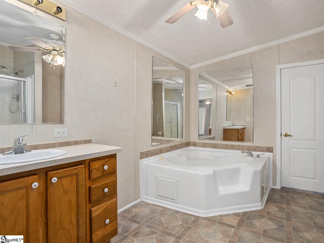 500 Robert P Jeanes Road Easley, SC 29640 - Photo 13 of 30 Gallery Image 13