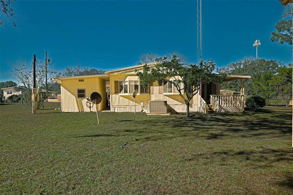 7452 Southeast 135th Street Summerfield, FL 34491 - Photo 2 of 43 a view of a outdoor space