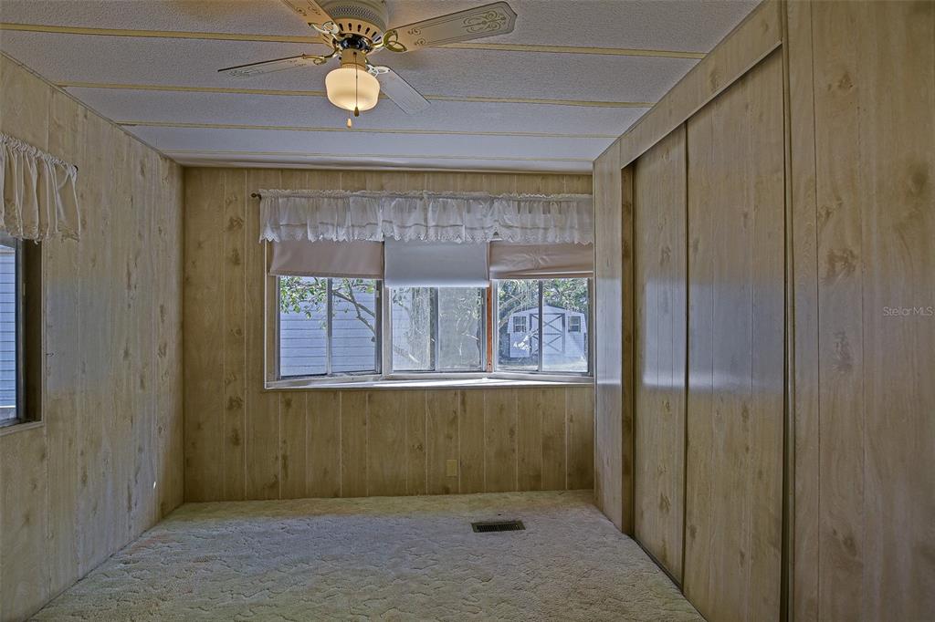 7452 Southeast 135th Street Summerfield, FL 34491 - Photo 42 of 43 a view of entryway with a front door