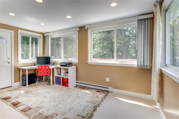 7 Ridgefield Road Wayland, MA 01778 - Photo 15 of 30 Gallery Image 15