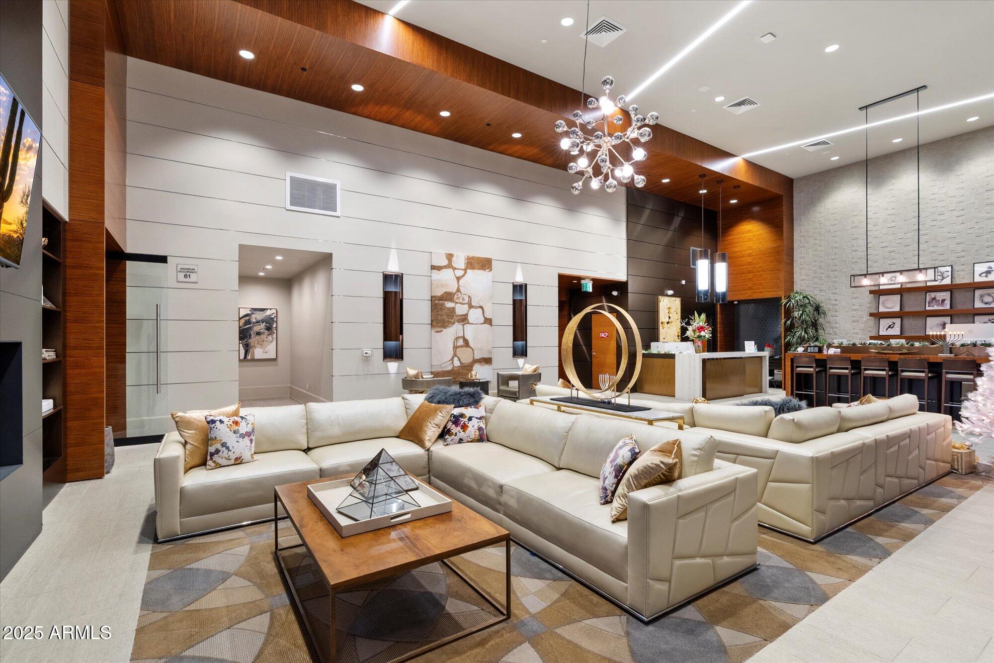 6166 North Scottsdale Road, Unit C2003 Paradise Valley, AZ 85253 - Photo 12 of 76 10-109544280