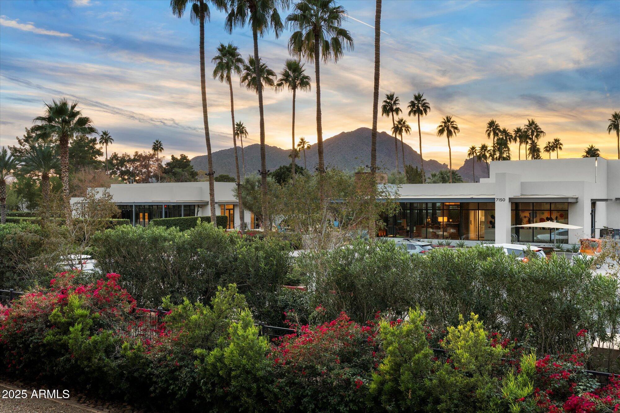 6166 North Scottsdale Road, Unit C2003 Paradise Valley, AZ 85253 - Photo 39 of 76 40-109544312