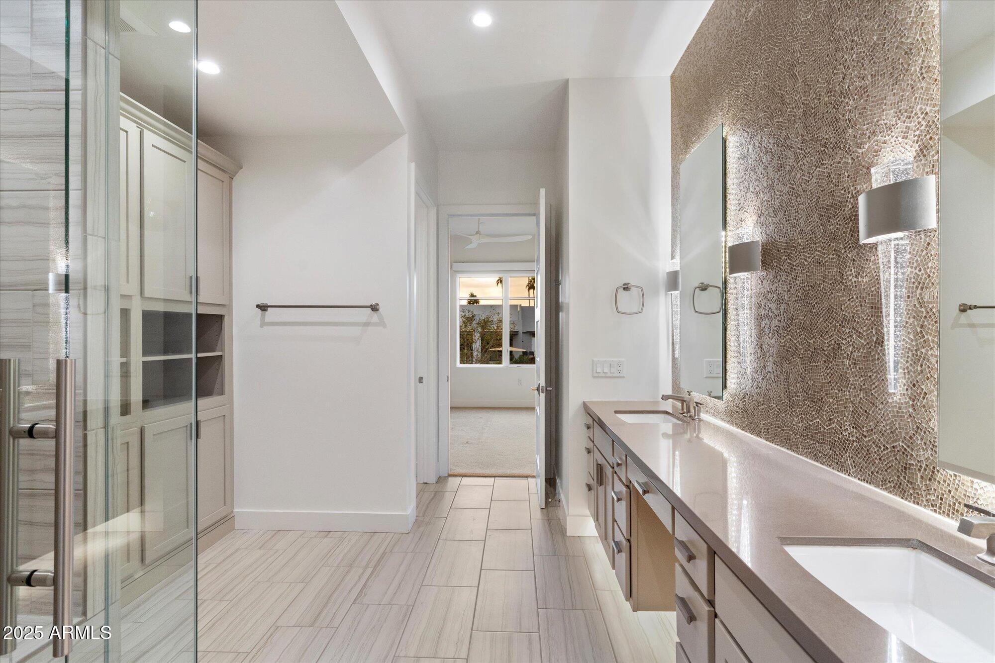 6166 North Scottsdale Road, Unit C2003 Paradise Valley, AZ 85253 - Photo 49 of 76 50-109544109