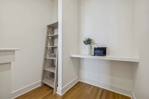 $274,990 | 100 Thompson Lane, Unit 6, Nashville, TN 37211