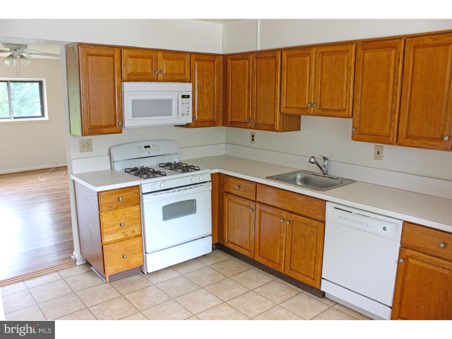 136 Kirkbride Road Voorhees, NJ 08043 - Photo 10 of 25 Gallery Image 10