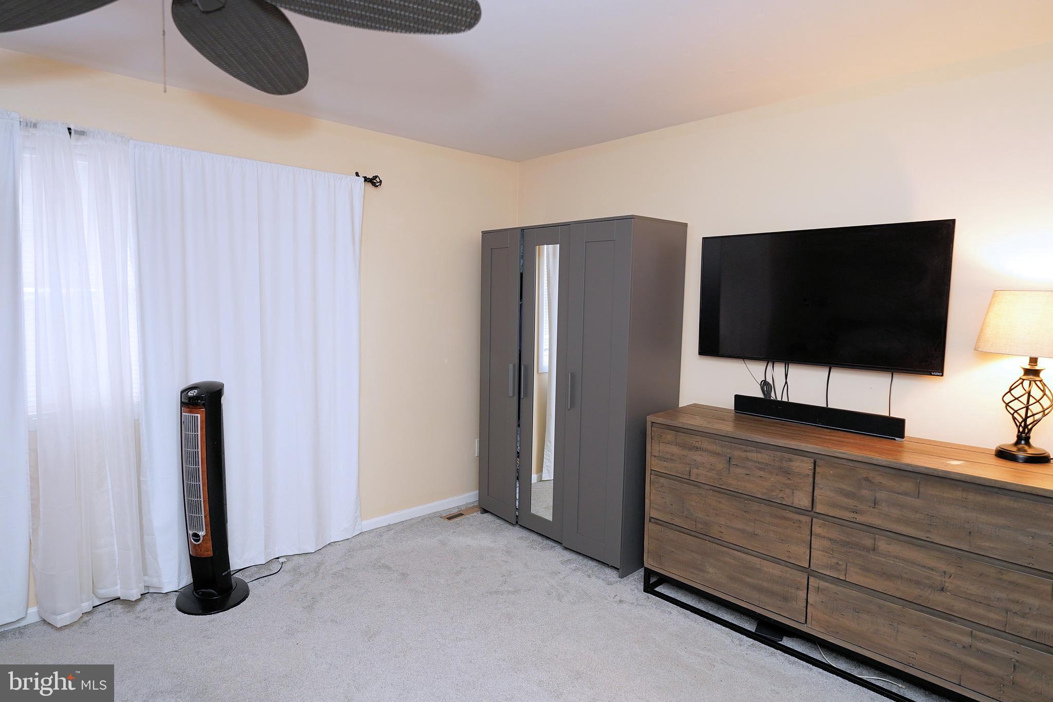 547 Fairfield Road East Windsor, NJ 08520 - Photo 15 of 28 Gallery Image 15