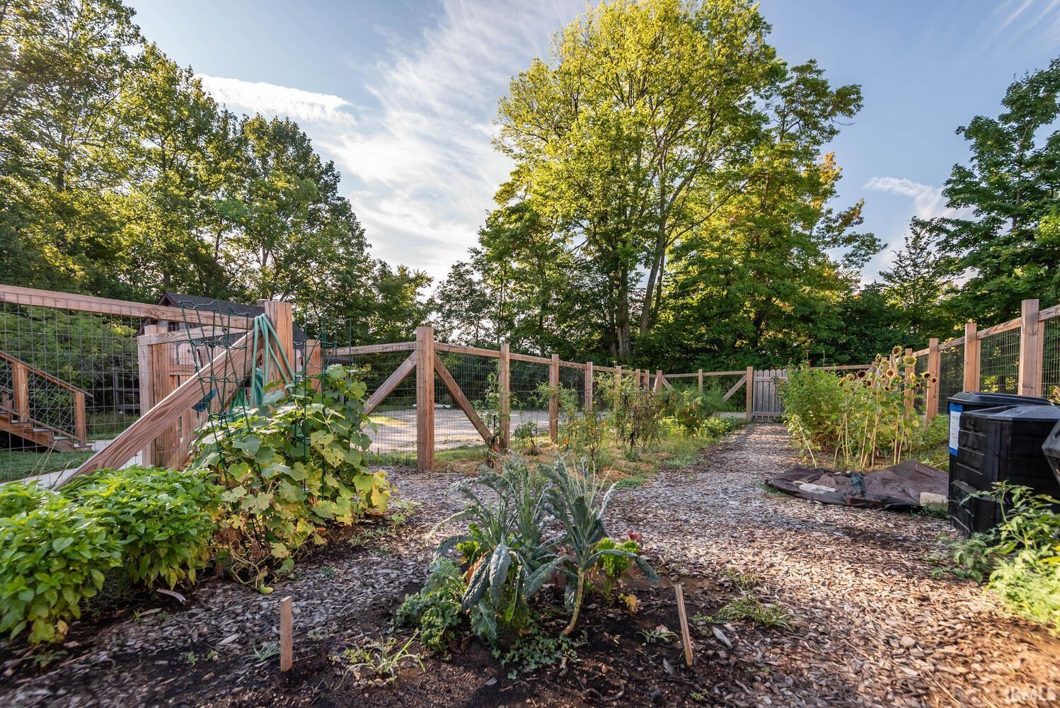 1317 East Short Street Bloomington, IN 47401 - Photo 12 of 14