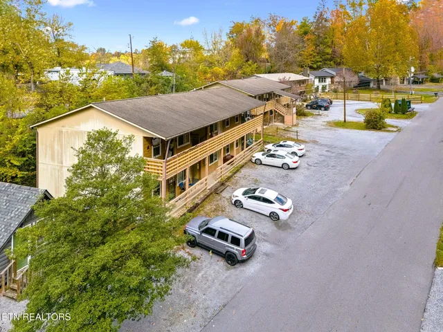 $2,490,000 | 202 Spring Valley Road, Pigeon Forge, TN 37863