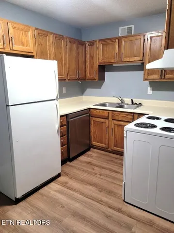 $2,490,000 | 202 Spring Valley Road, Pigeon Forge, TN 37863