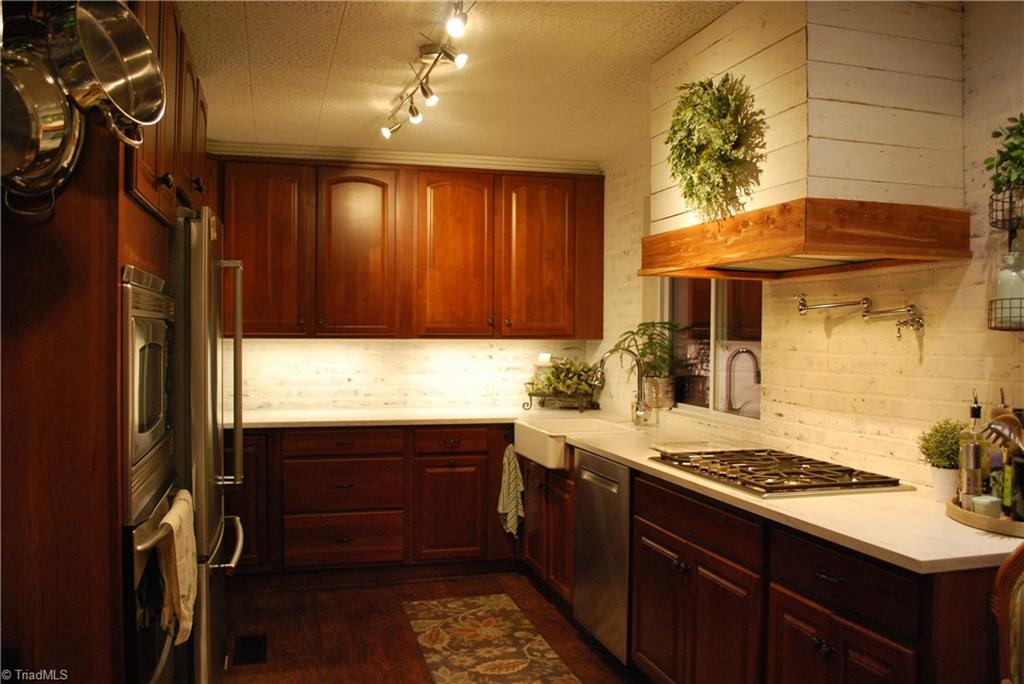 317 Robin Hood Road Lexington, NC 27292 - Photo 10 of 17 Gallery Image 10