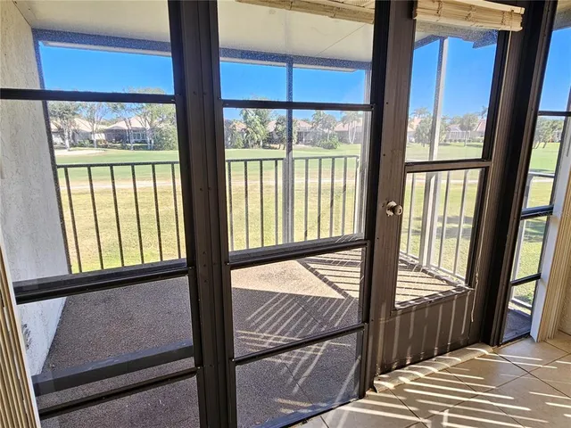 $1,900 | 812 Capri Isles Boulevard, Unit 225, Venice, FL 34292