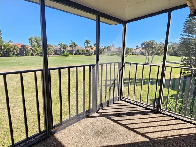 $1,900 | 812 Capri Isles Boulevard, Unit 225, Venice, FL 34292