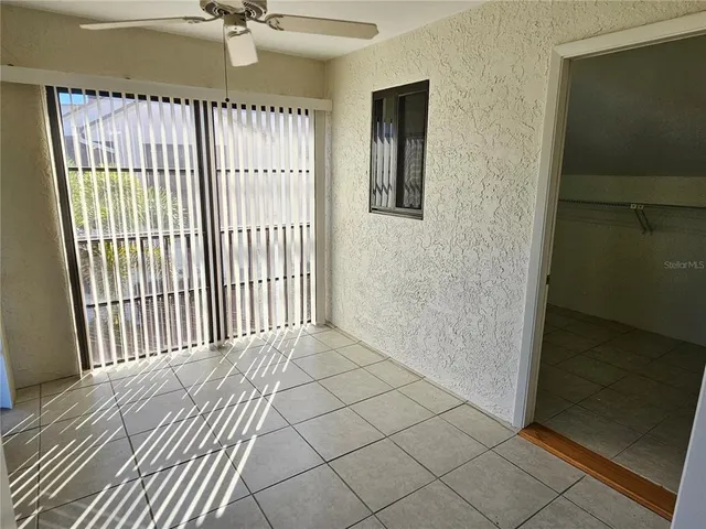$1,900 | 812 Capri Isles Boulevard, Unit 225, Venice, FL 34292