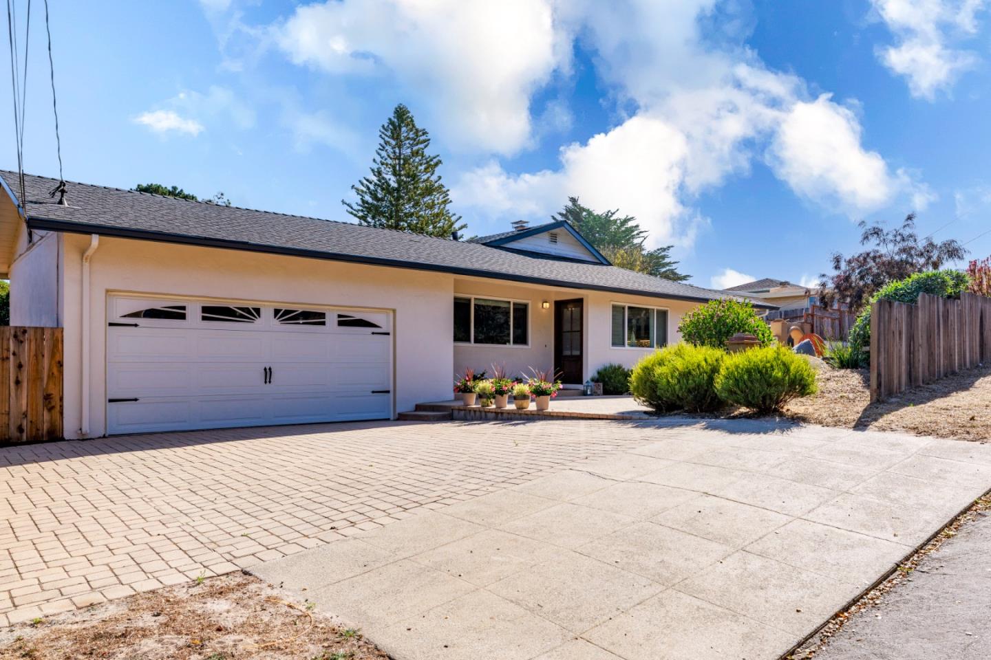840 Filmore Street Monterey, CA 93940 - Photo 38 of 39 a view of a house with a patio