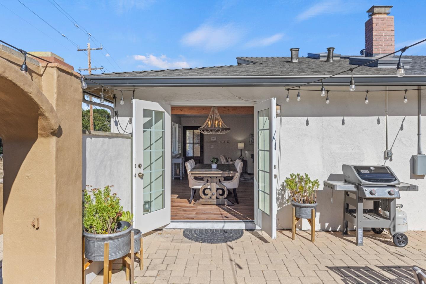 840 Filmore Street Monterey, CA 93940 - Photo 6 of 39 a view of a living room and a terrace