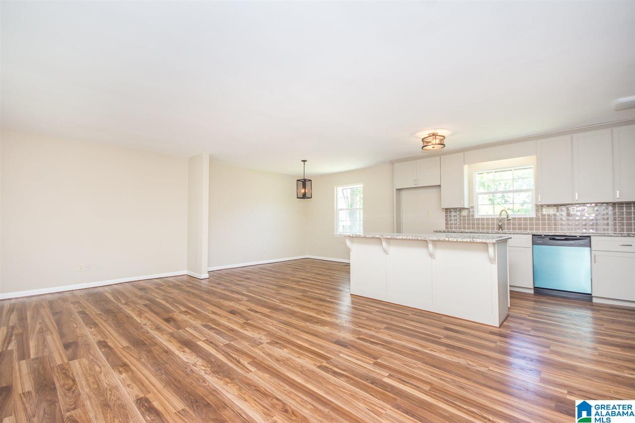 320 Comanche Street Montevallo, AL 35115 - Photo 2 of 20