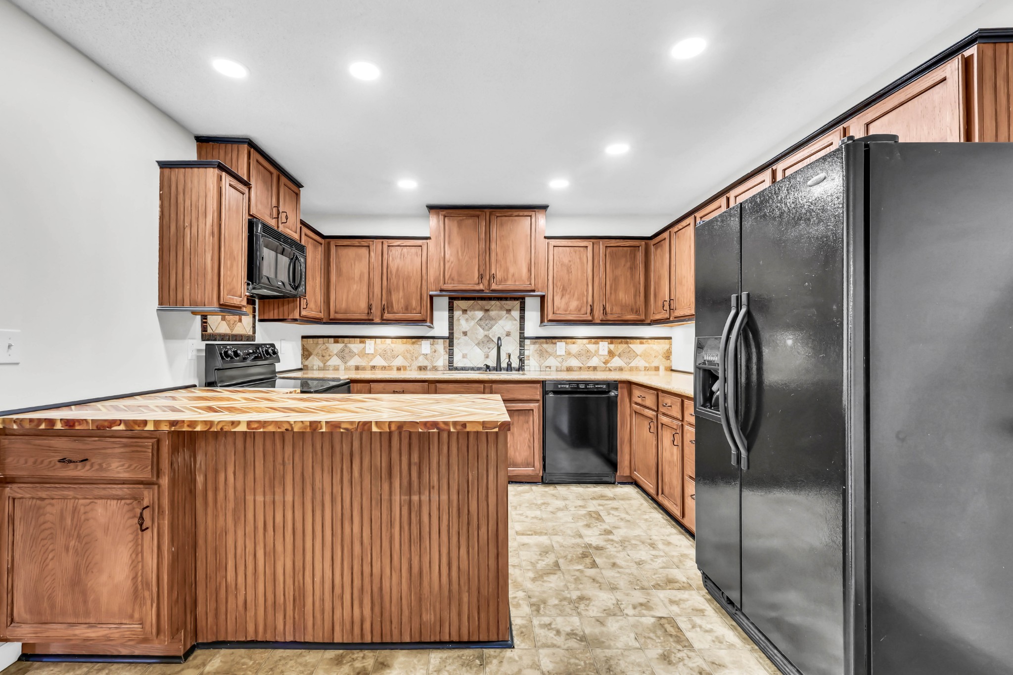 260 Cheshire Road Clarksville, TN 37043 - Photo 14 of 43