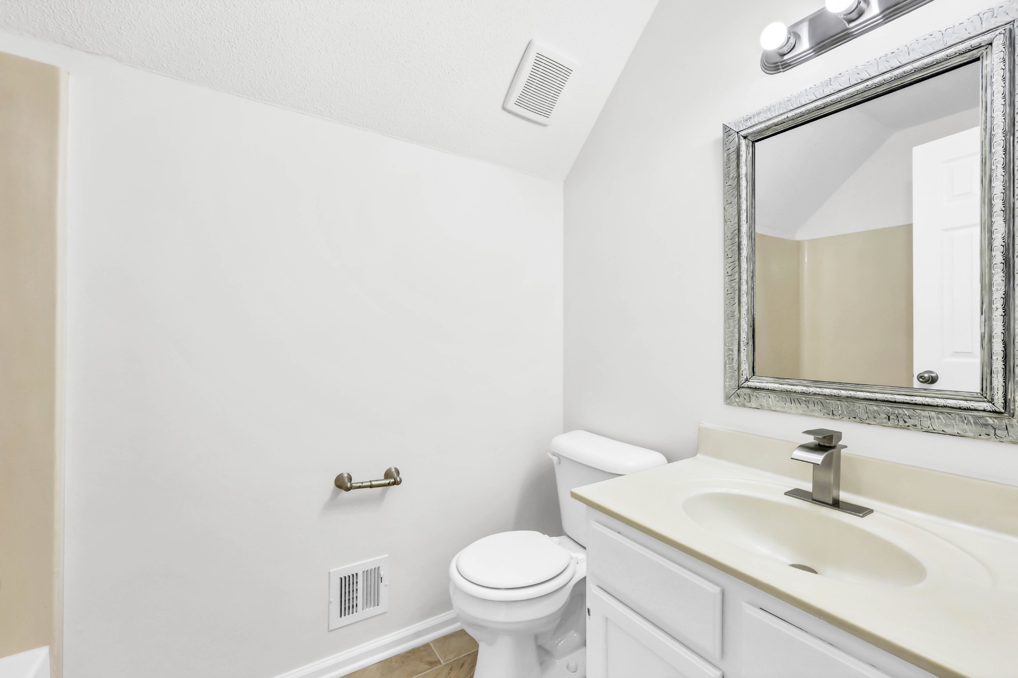 260 Cheshire Road Clarksville, TN 37043 - Photo 27 of 43