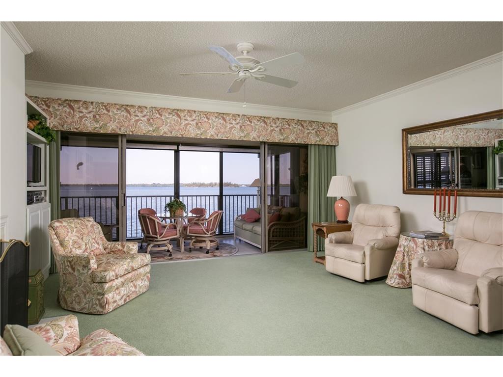 901 Bay Road, Unit 202 Vero Beach, FL 32963 - Photo 22 of 36