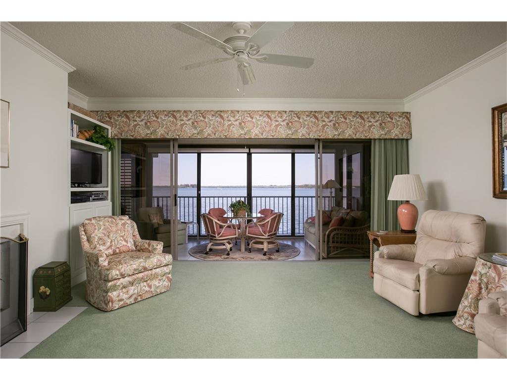 901 Bay Road, Unit 202 Vero Beach, FL 32963 - Photo 23 of 36