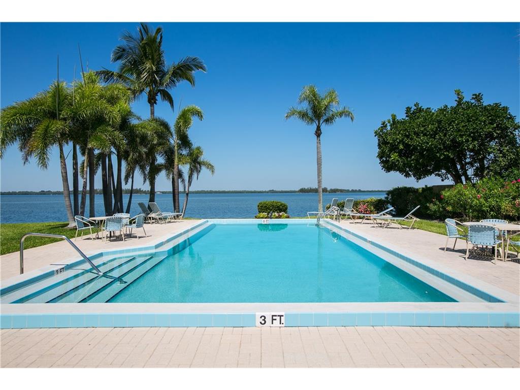 901 Bay Road, Unit 202 Vero Beach, FL 32963 - Photo 31 of 36