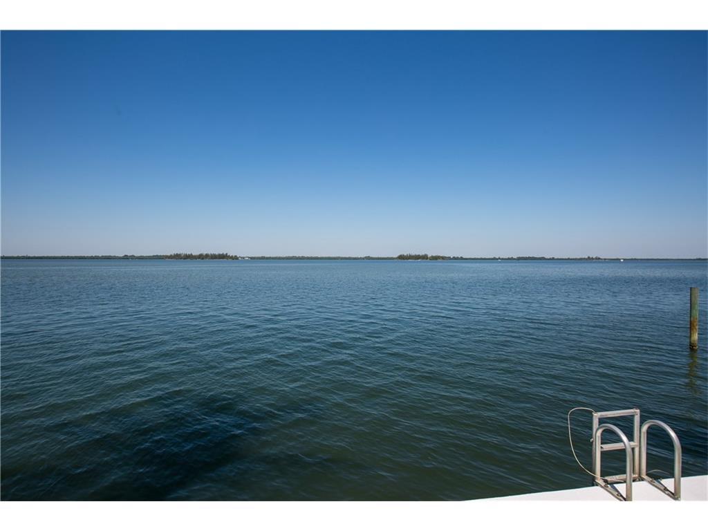901 Bay Road, Unit 202 Vero Beach, FL 32963 - Photo 33 of 36